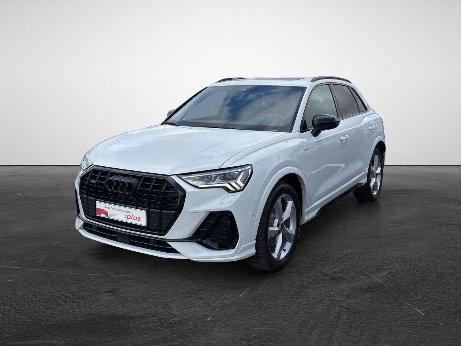 Audi Q3 45 TFSI S tronic quattro S line  Panodach AHK