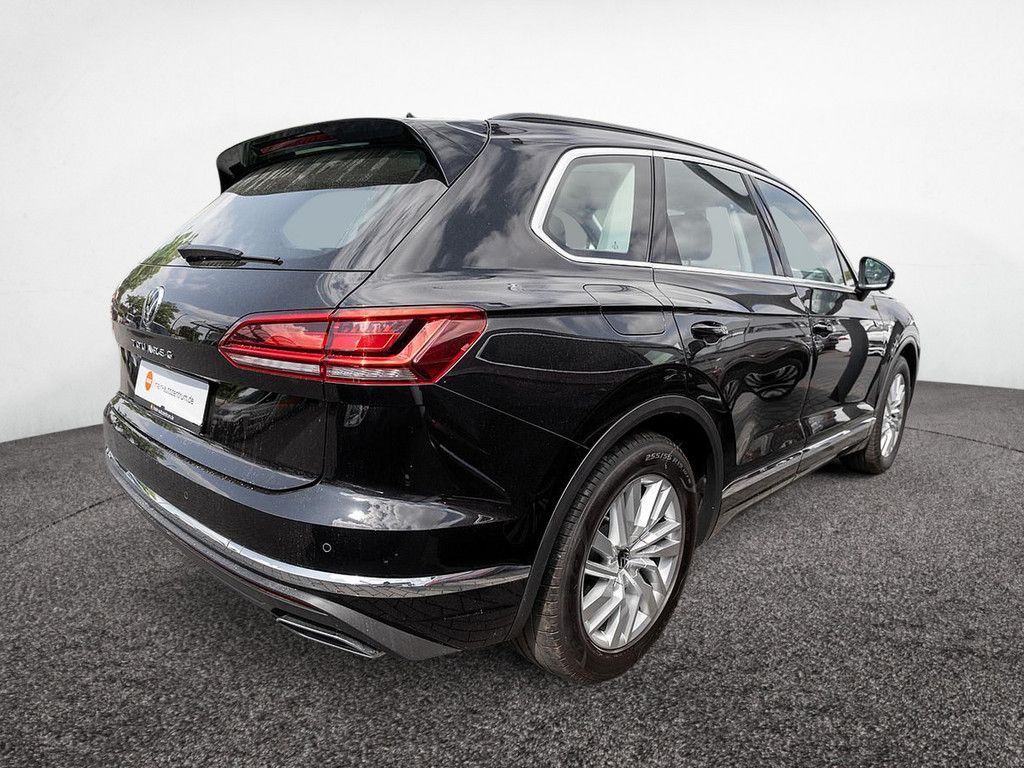 Volkswagen Touareg 3.0 V6 TDI Elegance 4M - Samsaru's Car Outlet