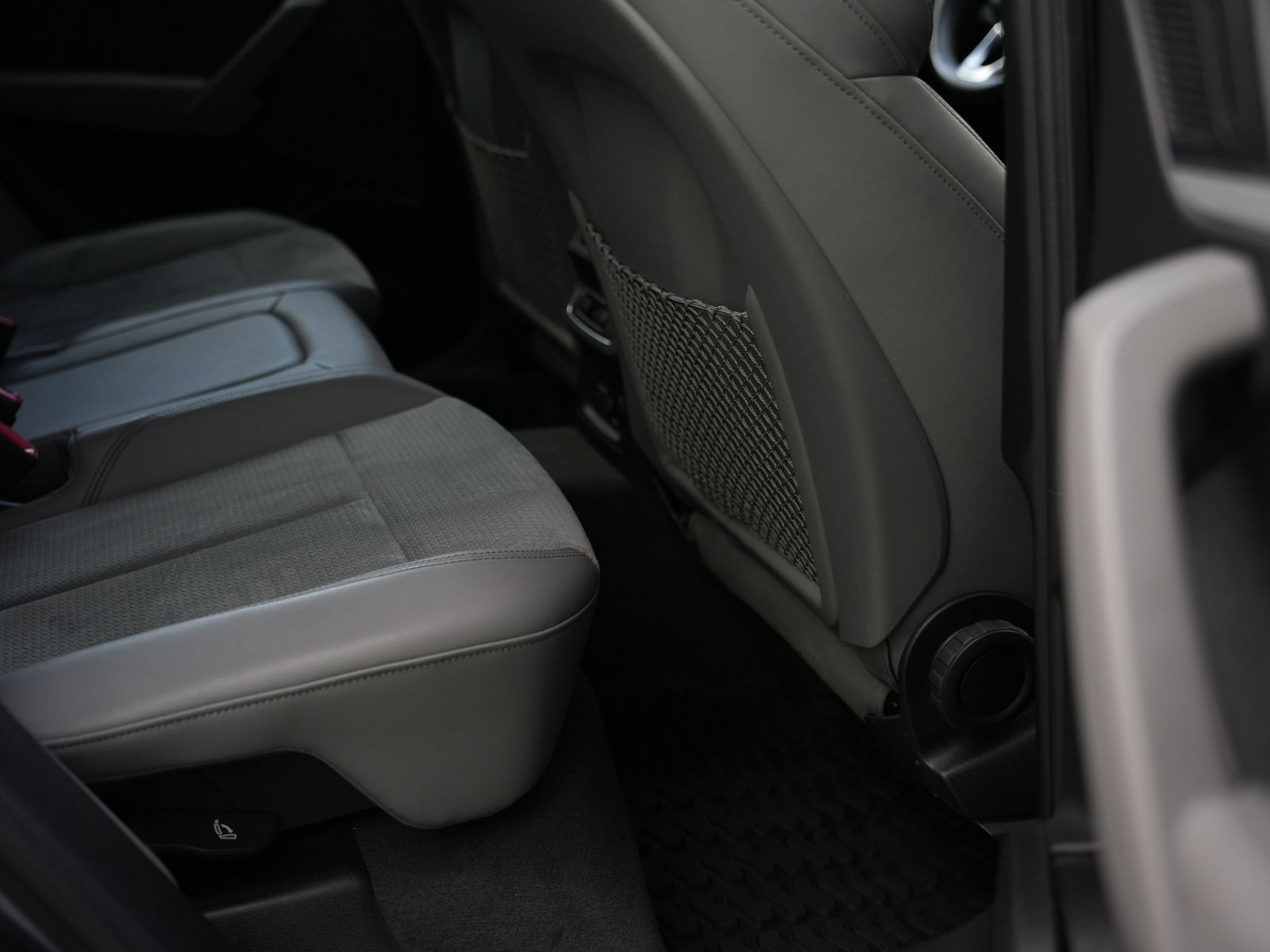 Audi Q5 40 TDI quattro S line - Samsaru's Car Outlet