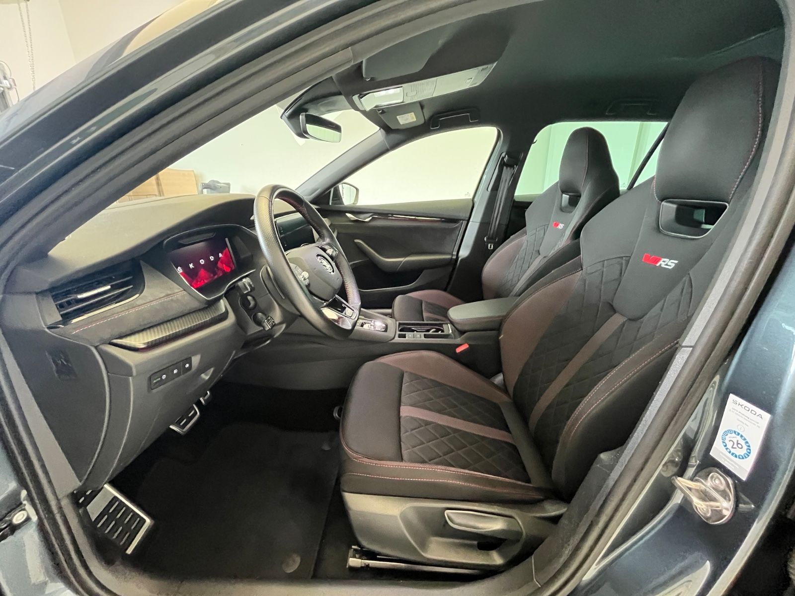 Skoda Octavia Combi RS 4x4 - Samsaru's Car Outlet