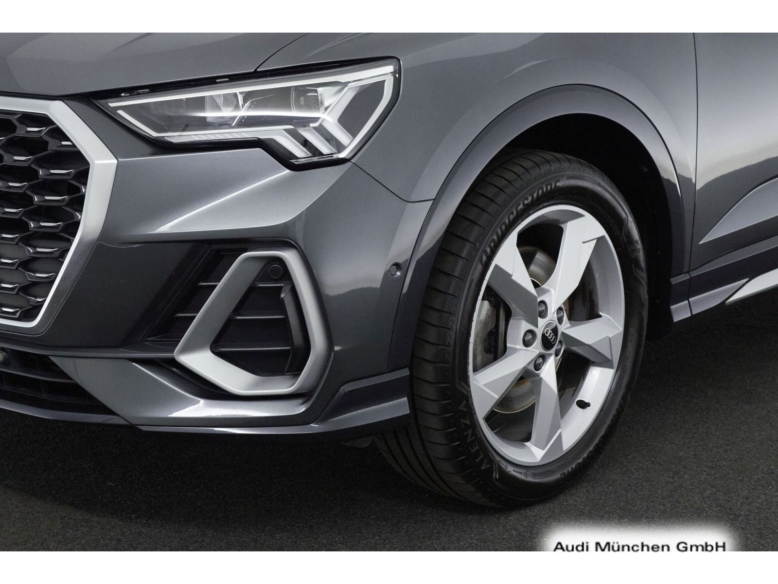 Audi Q3 Sportback 40 TDI qu. S tronic S line - Samsaru's Car Outlet