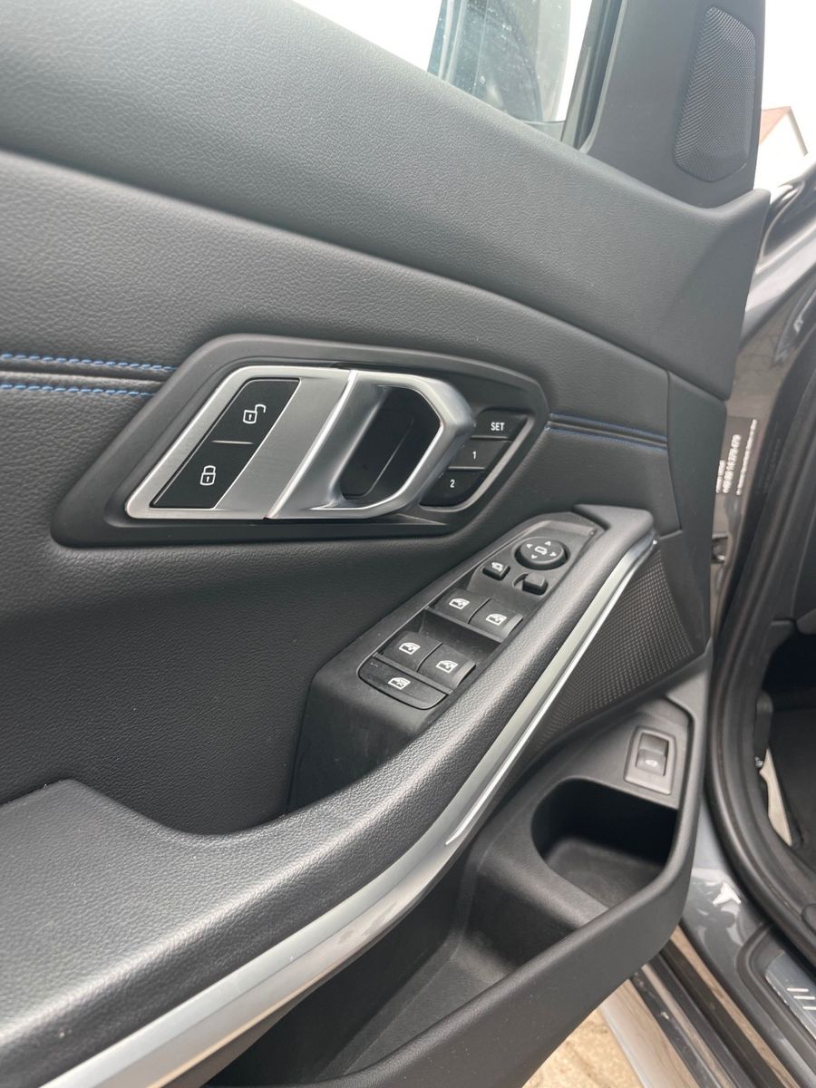 BMW 330 d xDrive M Sport - Samsaru's Car Outlet