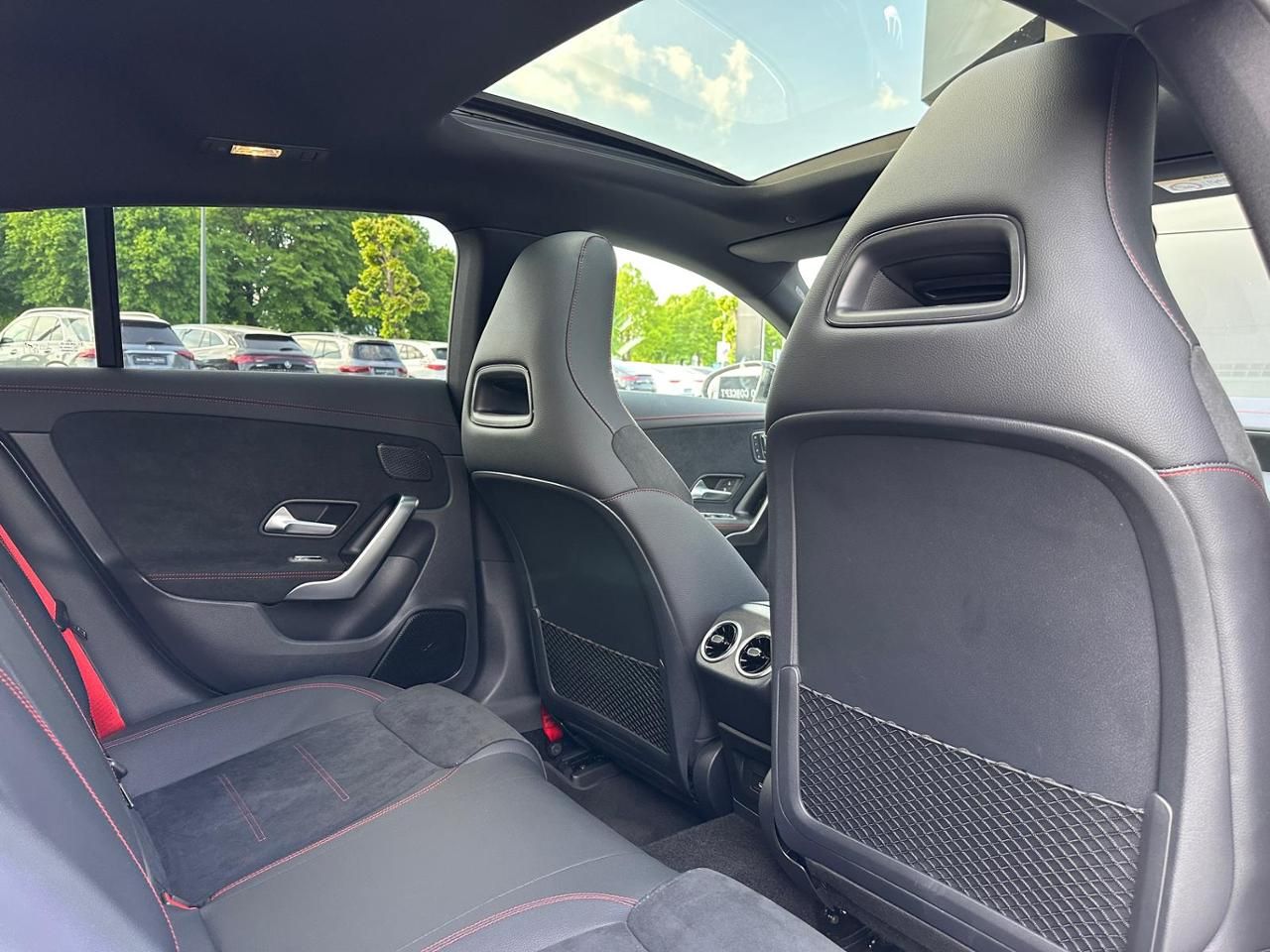 Mercedes-Benz CLA 35 AMG SB 4M - Samsaru's Car Outlet