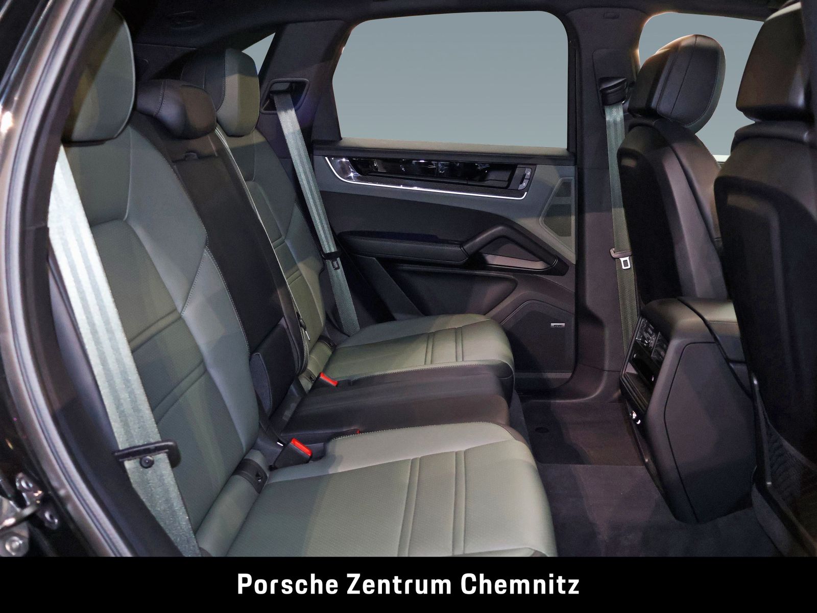 Porsche Cayenne E-Hybrid Luftfed.;BOSE;HD-Matrix;22"