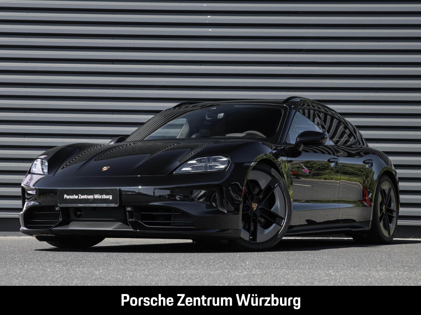 Porsche Taycan GTS Sport Turismo HA-Lenkung InnoDrive