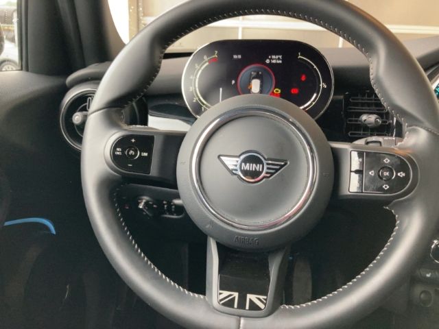 MINI Cooper PremiumPak - Samsaru's Car Outlet