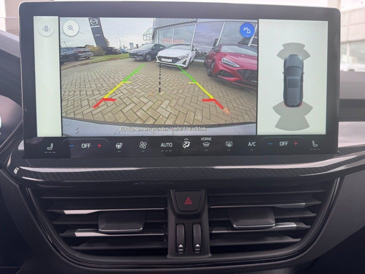 Ford Focus Turnier ST X *LED*Navi*Fahrer-Assistenzpak
