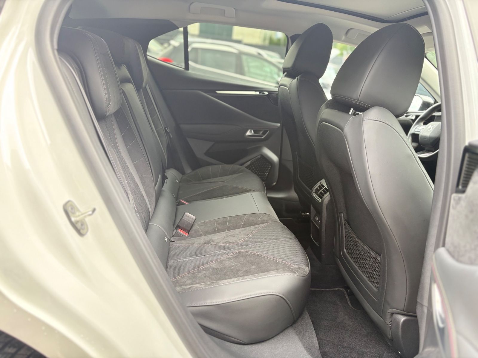 DS Automobiles DS4  PERFORMANCE LINE +ALCANTARA*LED*PANORAMA*
