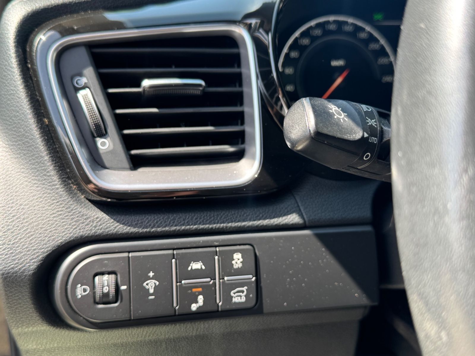 Kia XCeed 1.6T Platinum Edition - Samsaru's Car Outlet