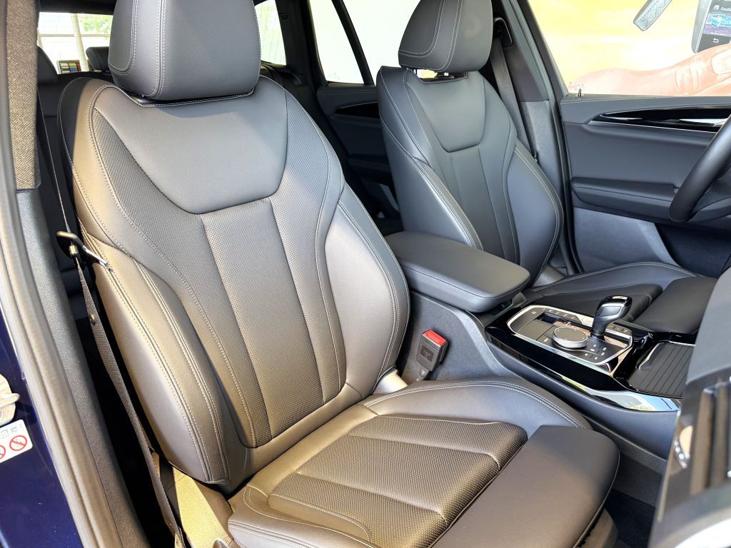 BMW X3 xDrive30d - Samsaru's Car Outlet