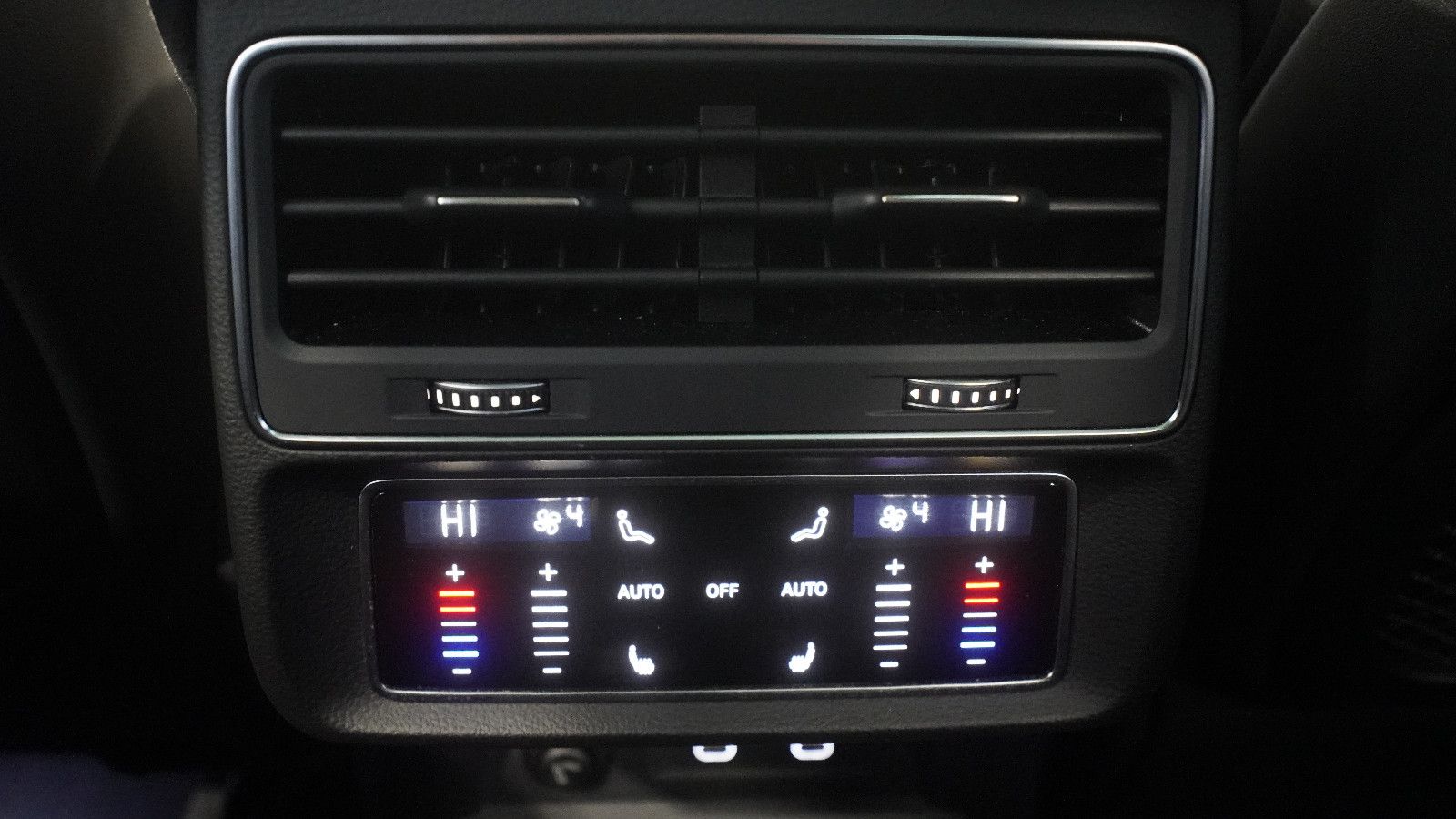 Audi RSQ8    *RS ESSENTIAL -PAKET*UVP 186 Tsd*