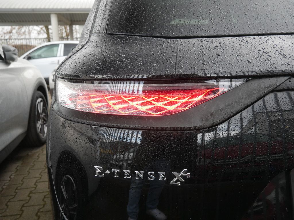 DS Automobiles DS 7 Crossback E-Tense Performance Line+ 4x4 LED