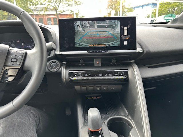 Toyota C-HR 2,0l Hybrid 4x2 Black&White