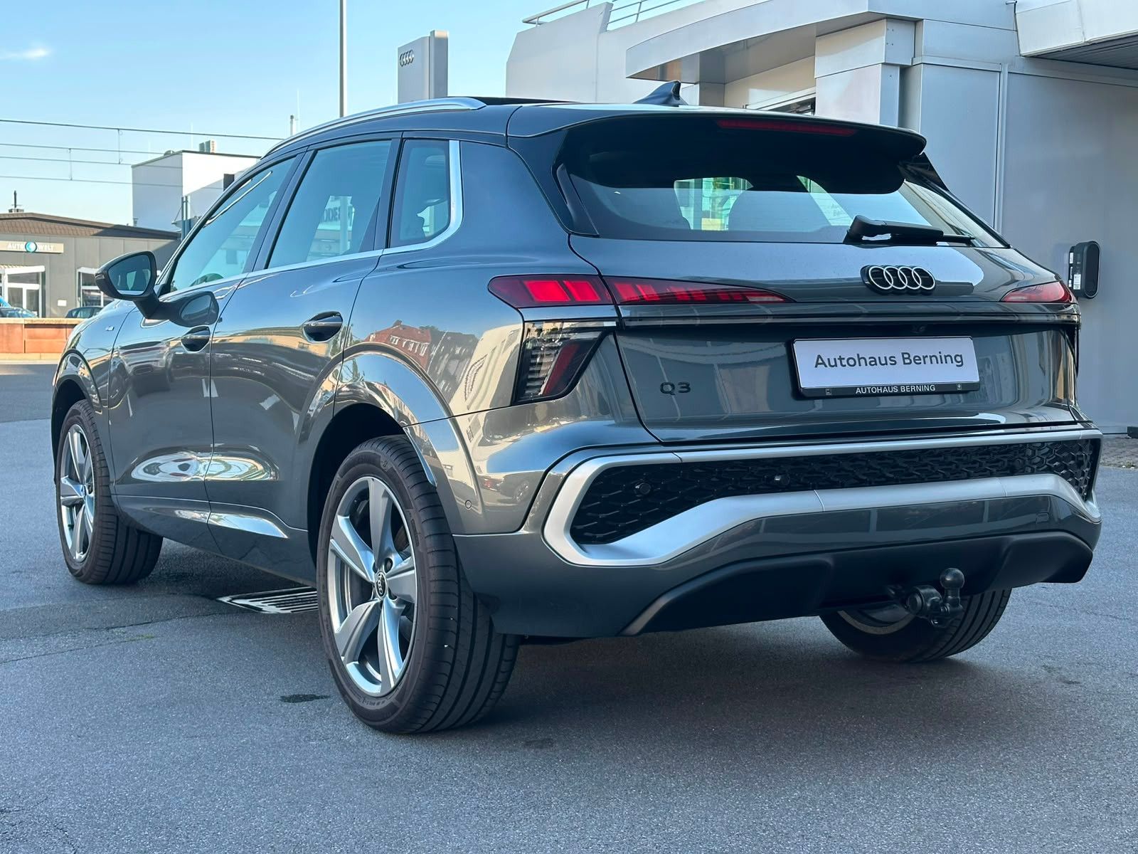 Audi Q3 35TDI 2x S LINE PANO LEDER AHK ACC KAMERA