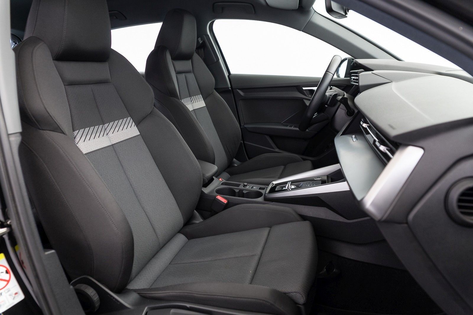 Audi A3 Sportback advanced 40 TFSI e S tr. - Samsaru's Car Outlet