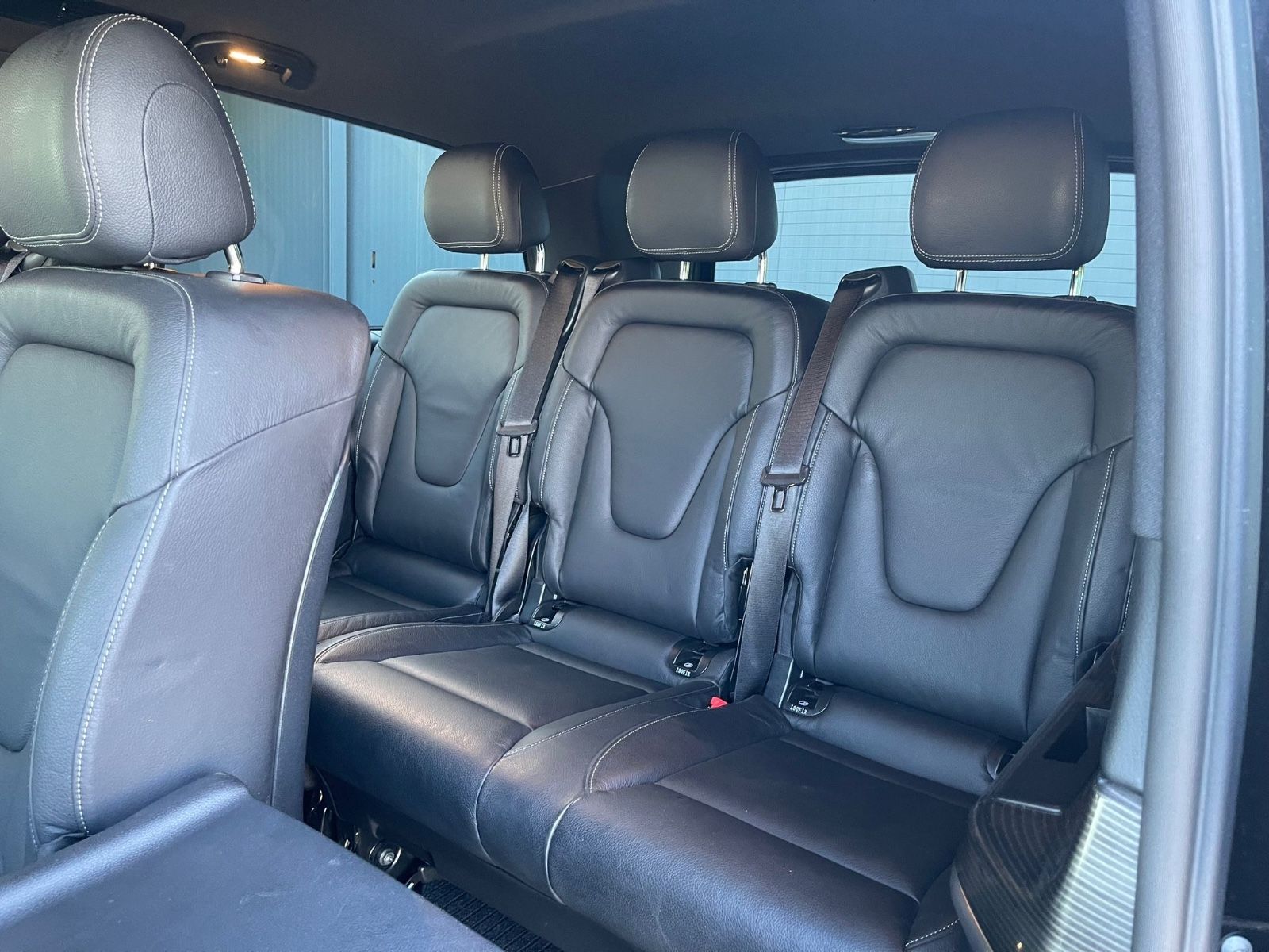 Mercedes-Benz V 250d AVANTGARDE - Samsaru's Car Outlet