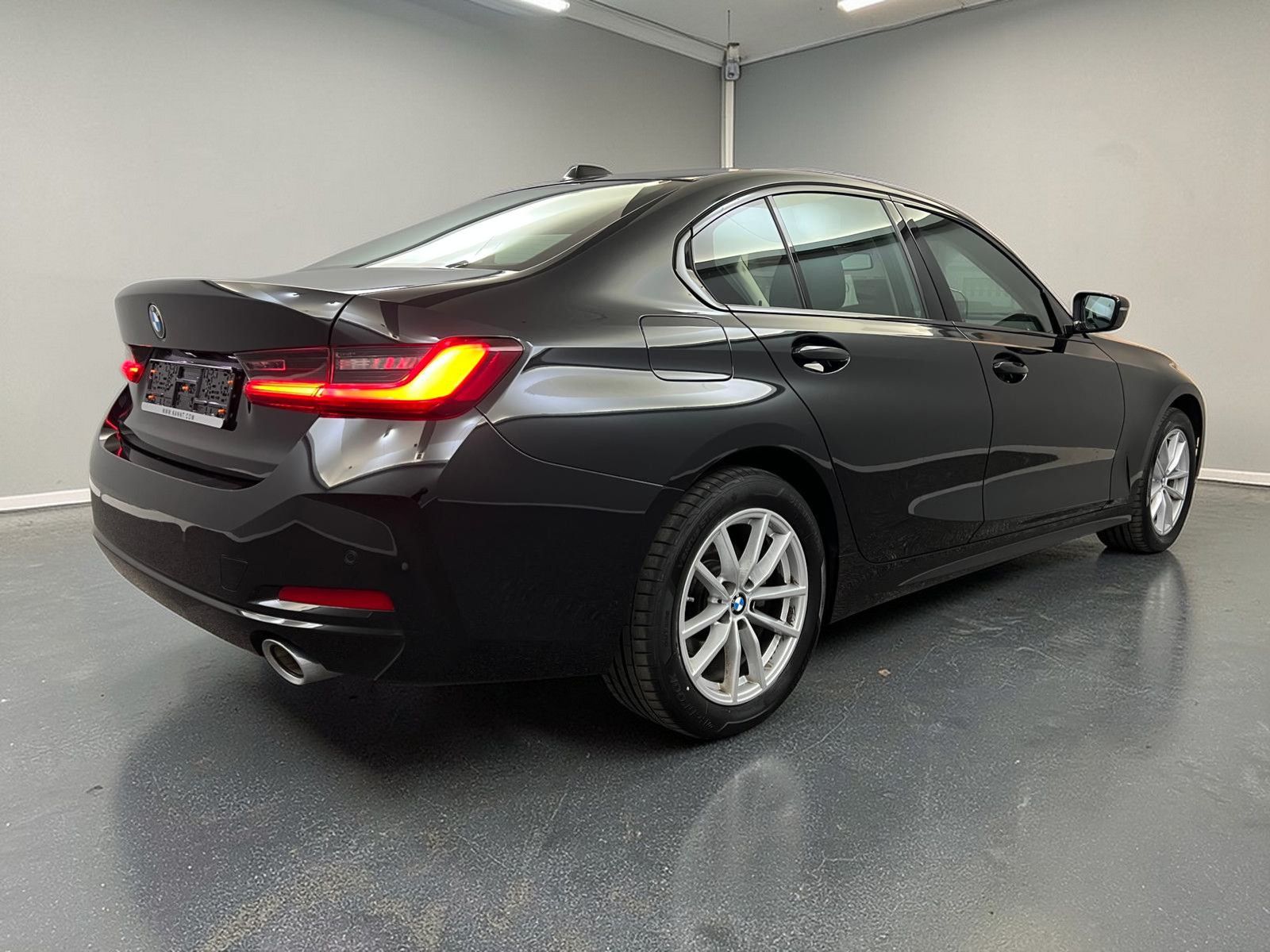 BMW 320d xDrive Limo SHADOW*WIDE*LED*FACELIFT*CARPLY