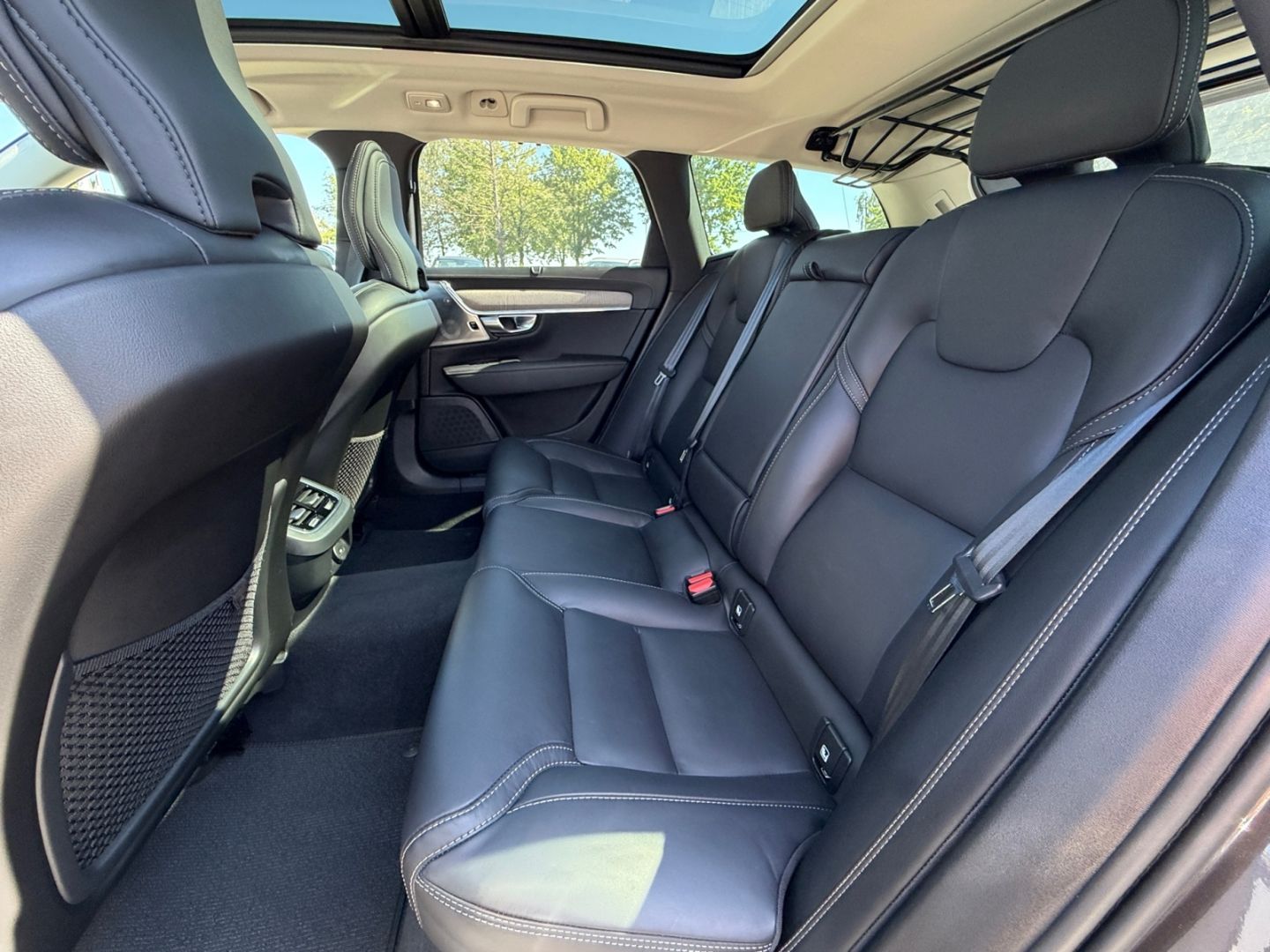 Volvo V90 Cross Country B4 AWD Ultimate B&W StandHZG L