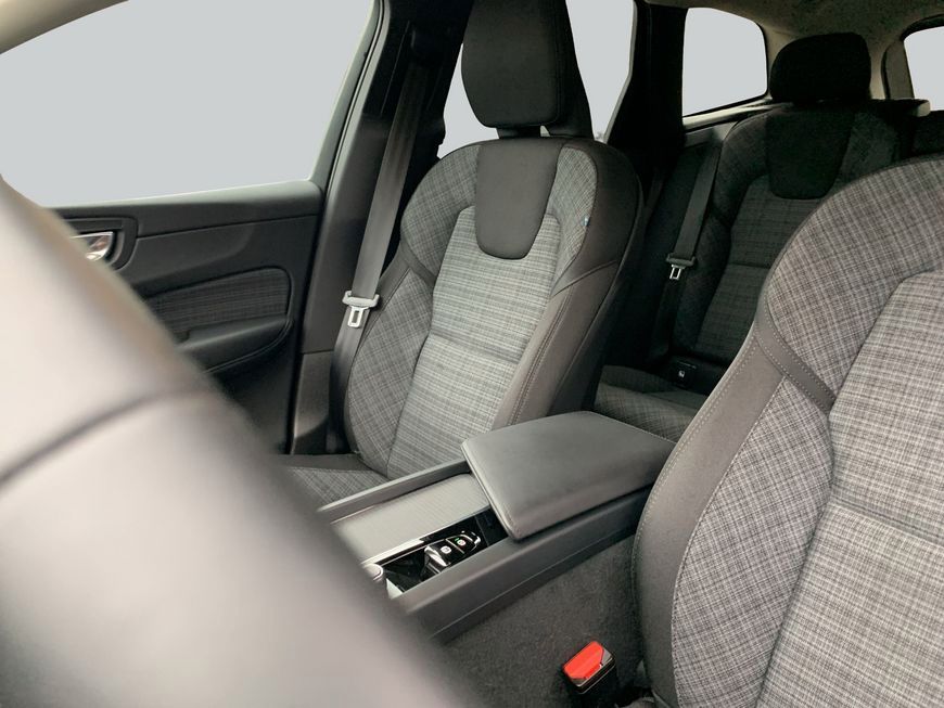 Volvo XC60 B5 B AWD Core