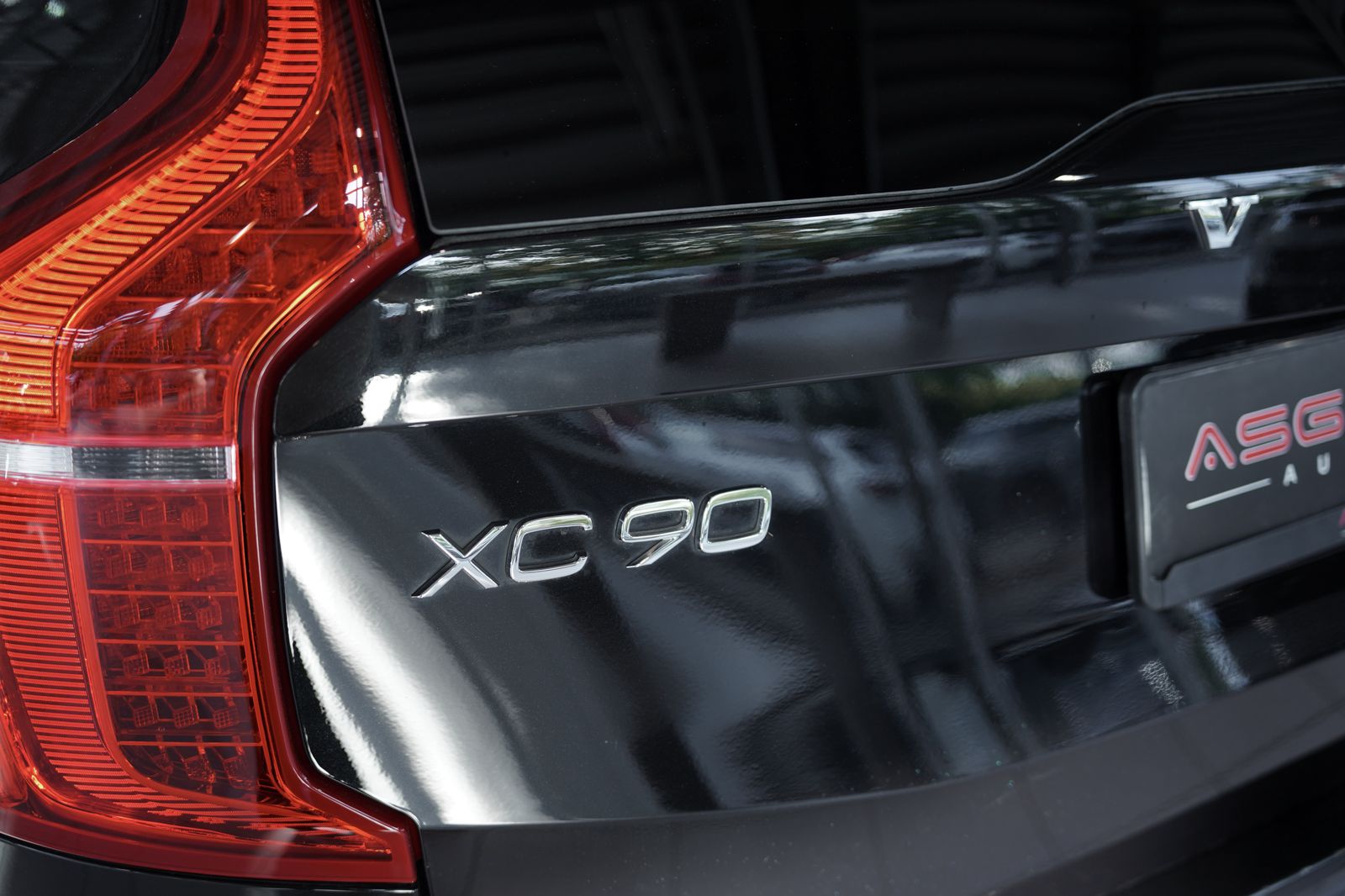 Volvo XC90 Plus Bright AWD *7-Sitzer *GSD *360° *AHK