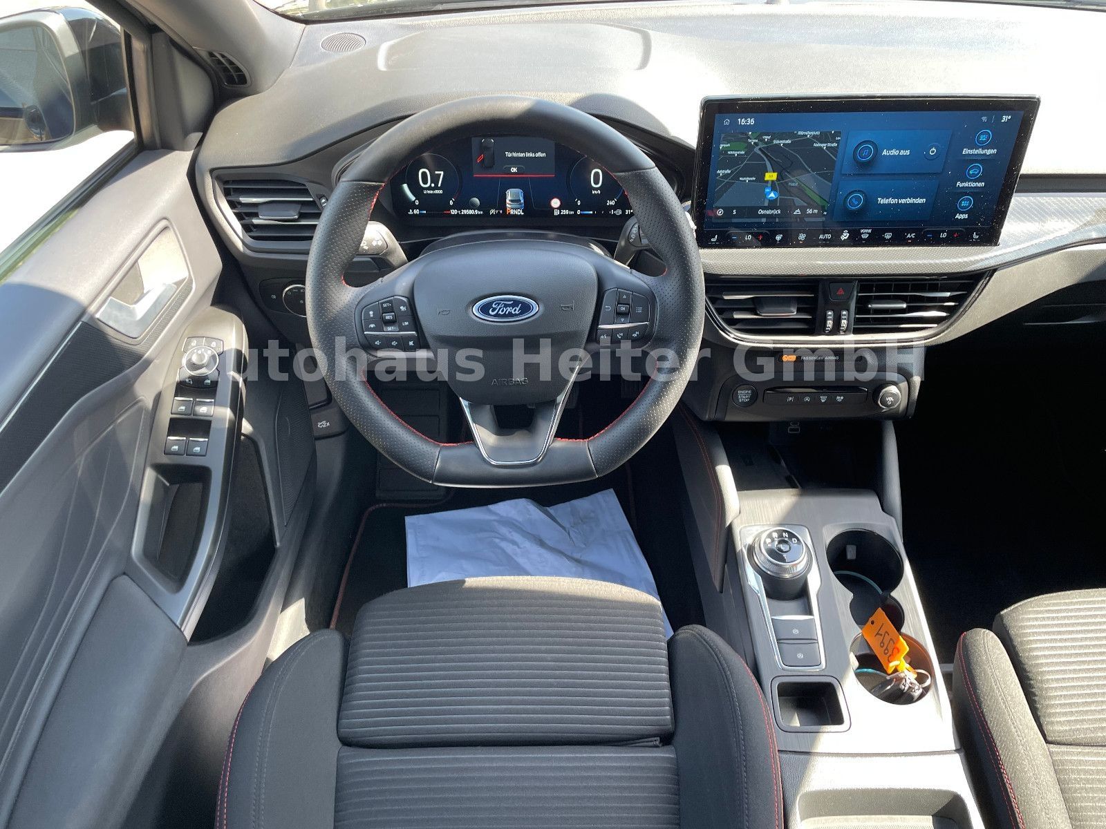 Ford Focus 1.5 EB Aut.ST-Line X / ACC+Matrix+e.Klappe