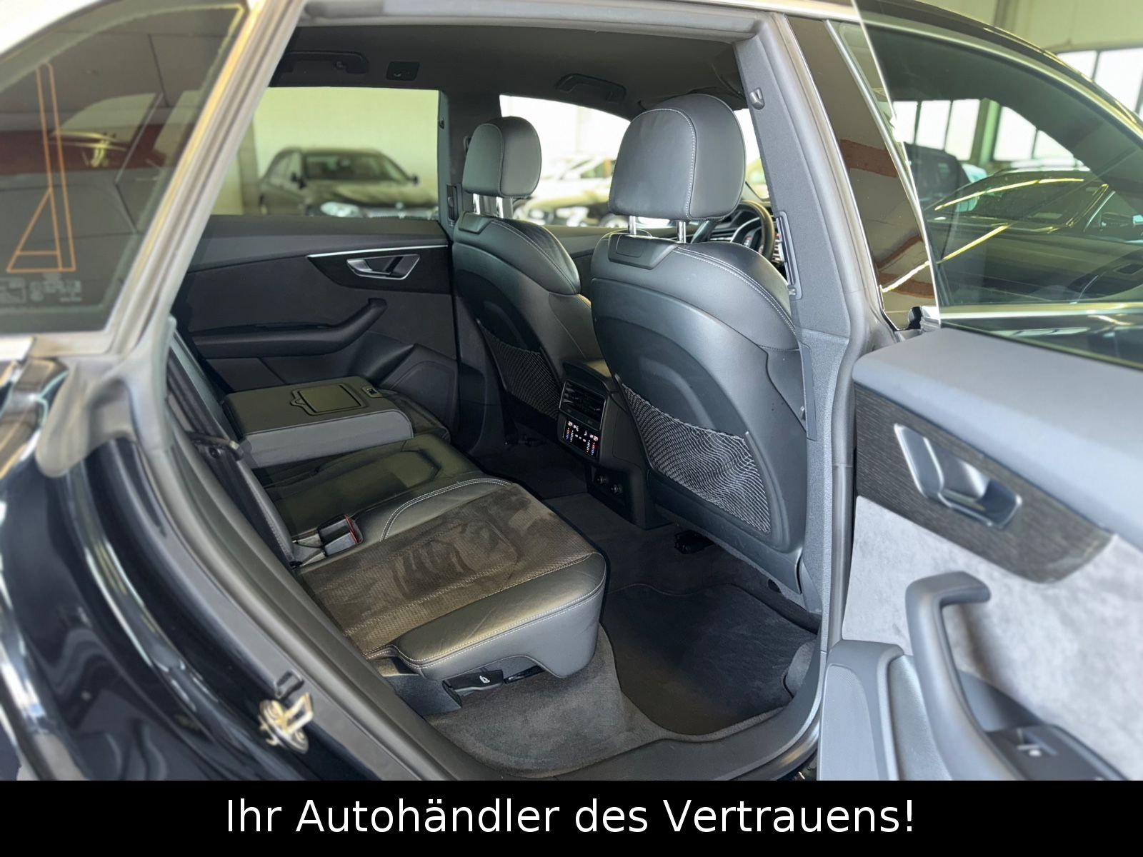 Audi Q8 50 TDI quattro S-Line - Samsaru's Car Outlet