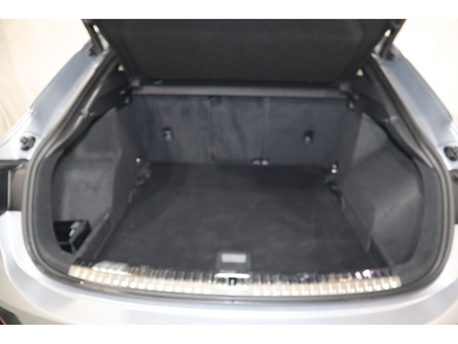 Audi Q3 Sportback 35 TDI quattro - Samsaru's Car Outlet