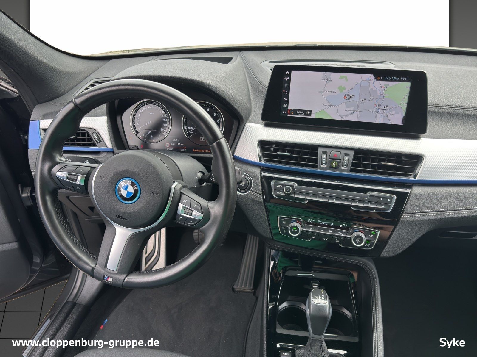 BMW X1 xDrive25e M Sportpaket - Samsaru's Car Outlet