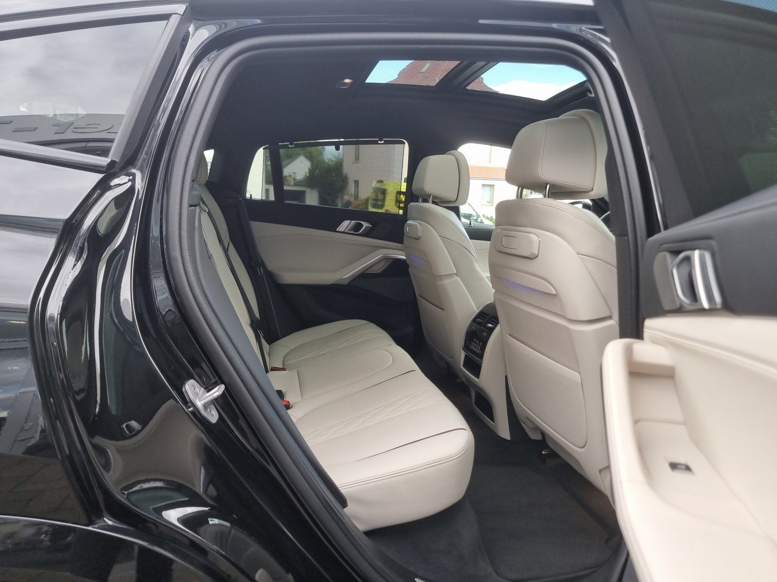 BMW X6 xDrive40d M Sport Pro | AHK | Komfortsitze |L