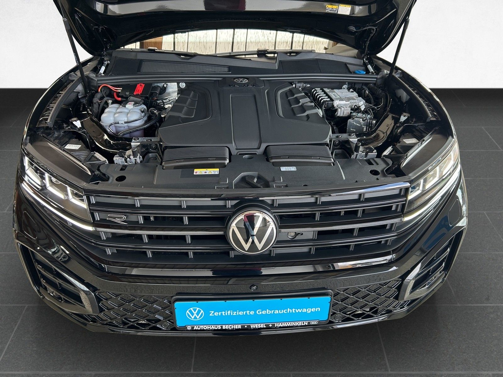 Volkswagen Touareg R-Line 3.0 V6 TDI 4MOTION /AHK/Standhz