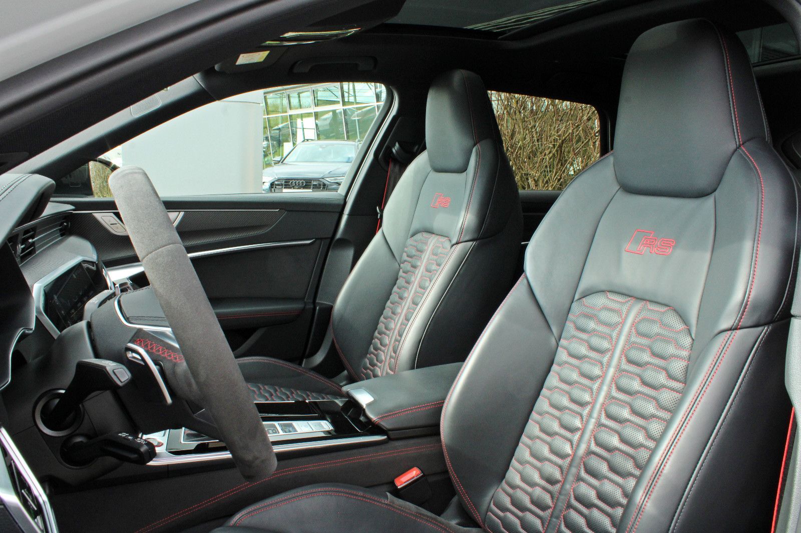 Audi RS6 Avant BLACK AHK PANO LASER HUD 280km/h LUFT