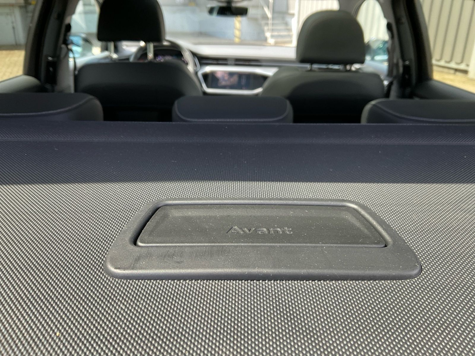 Audi A6 Avant 45 TFSI quattro S-line PANO AHK Carplay