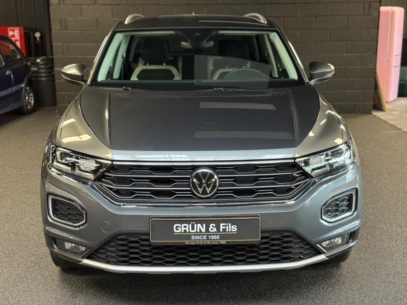 Volkswagen T-Roc 1.5 TSI SPORT - Samsaru's Car Outlet