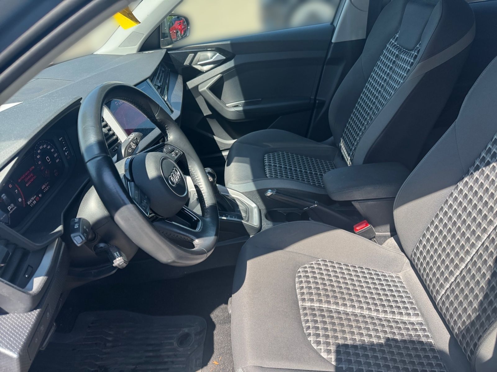 Audi A1 citycarver 1.5 TFSI - Samsaru's Car Outlet