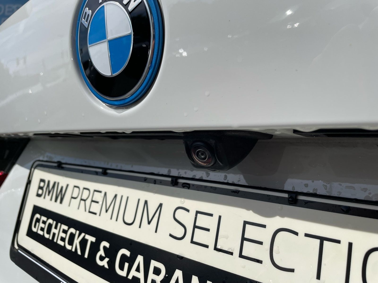 BMW 330e xDrive Tour M Sport || AHK Pano ACC 360 H&K