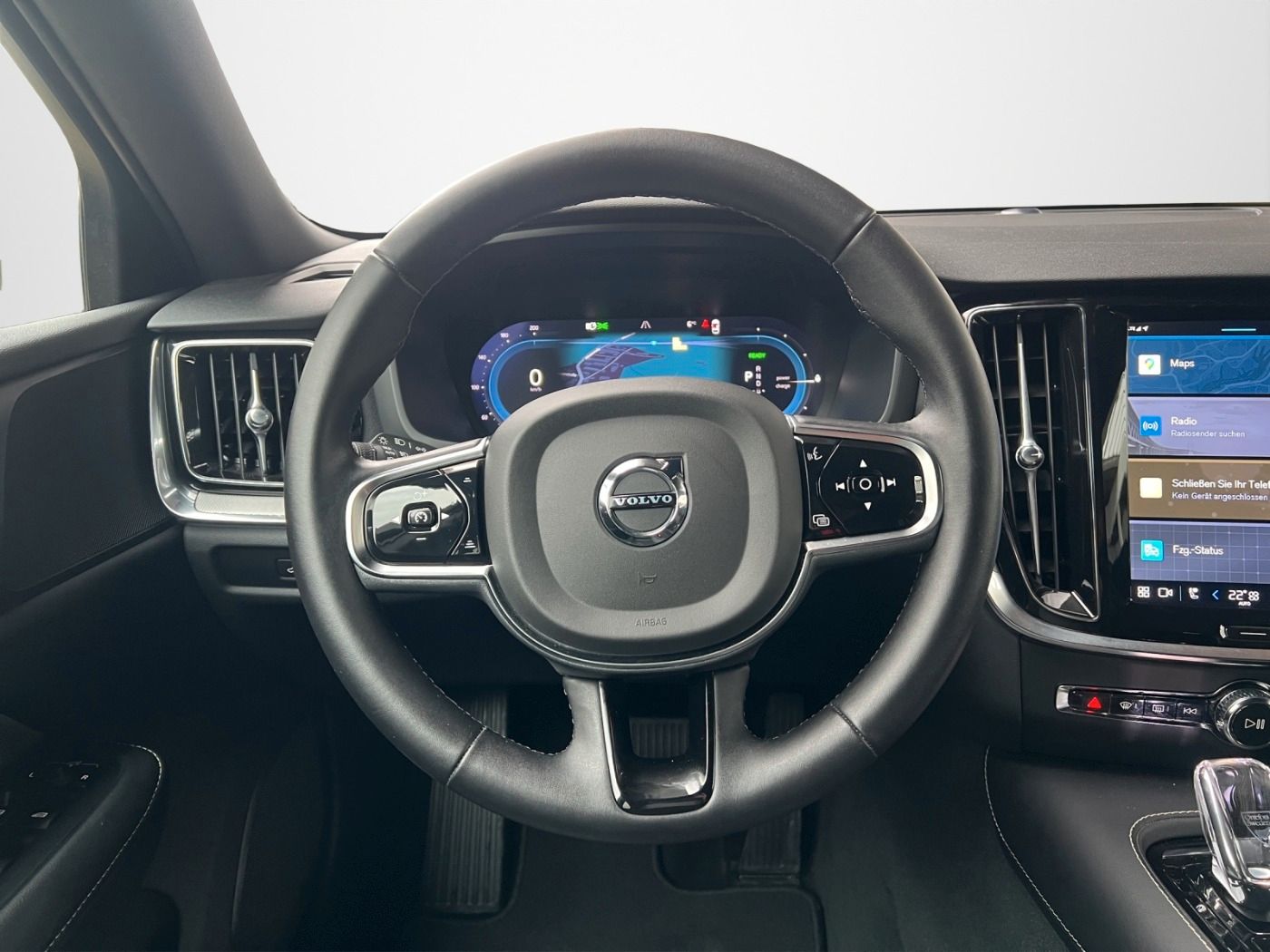 Volvo V60 T8 Plus Dark LED*AHK*4xSHZ