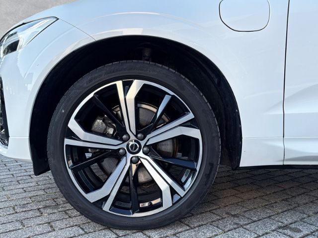 Volvo XC60 R Design T6 21''LM AHK ACC Google DAB Harma