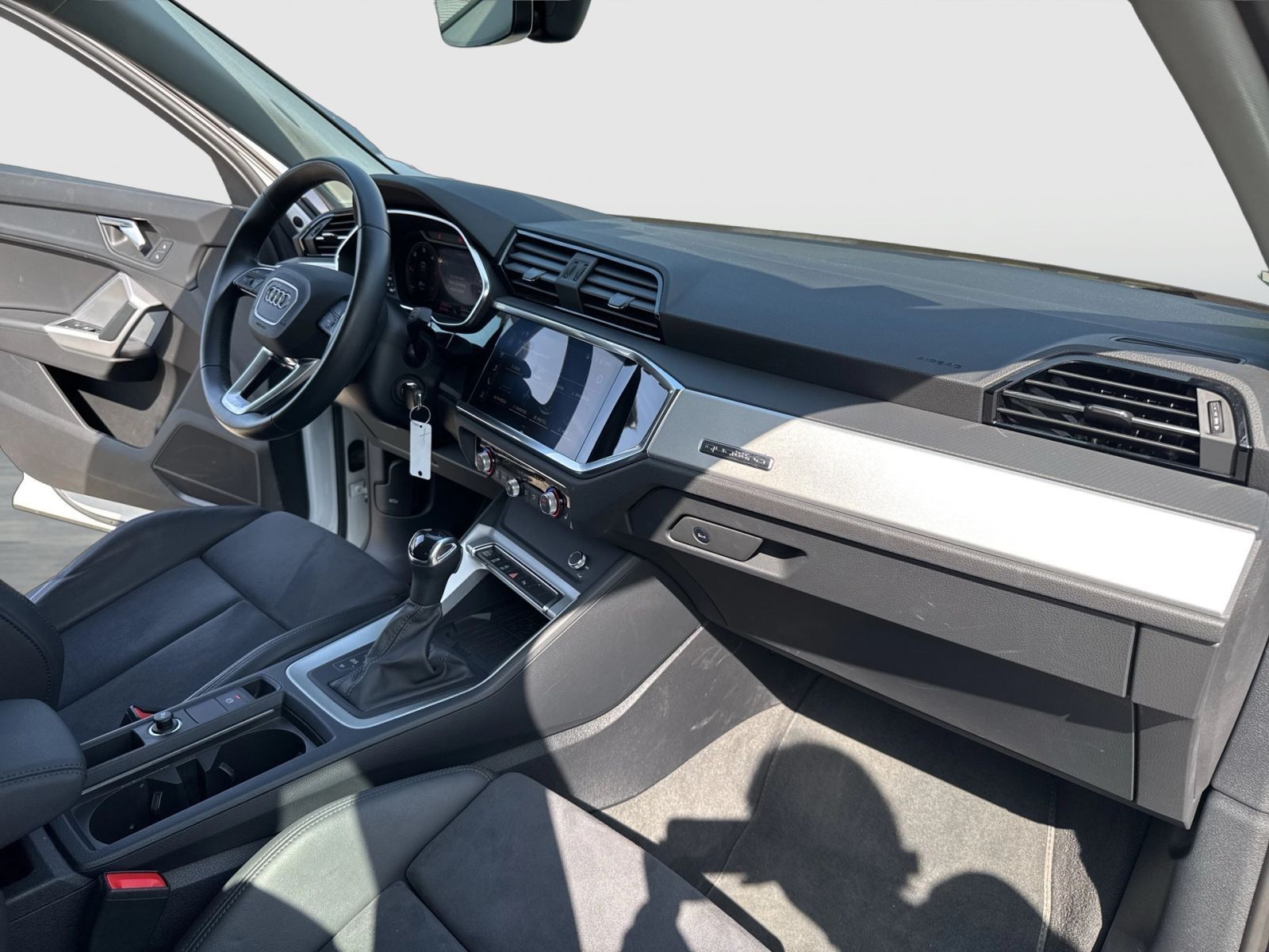 Audi Q3 Sportback 40 TDI Q S LINE - Samsaru's Car Outlet
