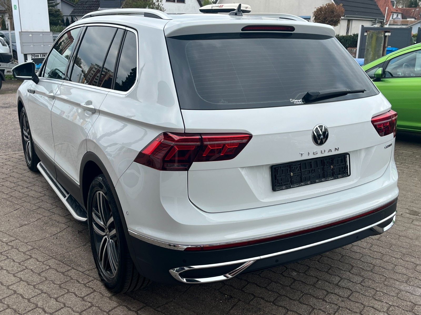 Volkswagen Tiguan 2.0 TDI DSG Top-Ausstattung - Samsaru's Car Outlet