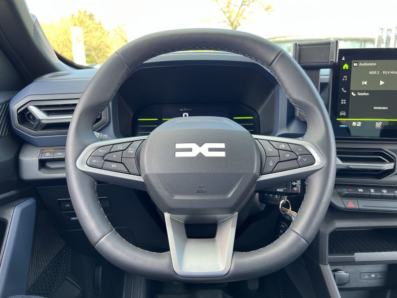 Dacia Duster TCe 100 LPG Expression - Samsaru's Car Outlet