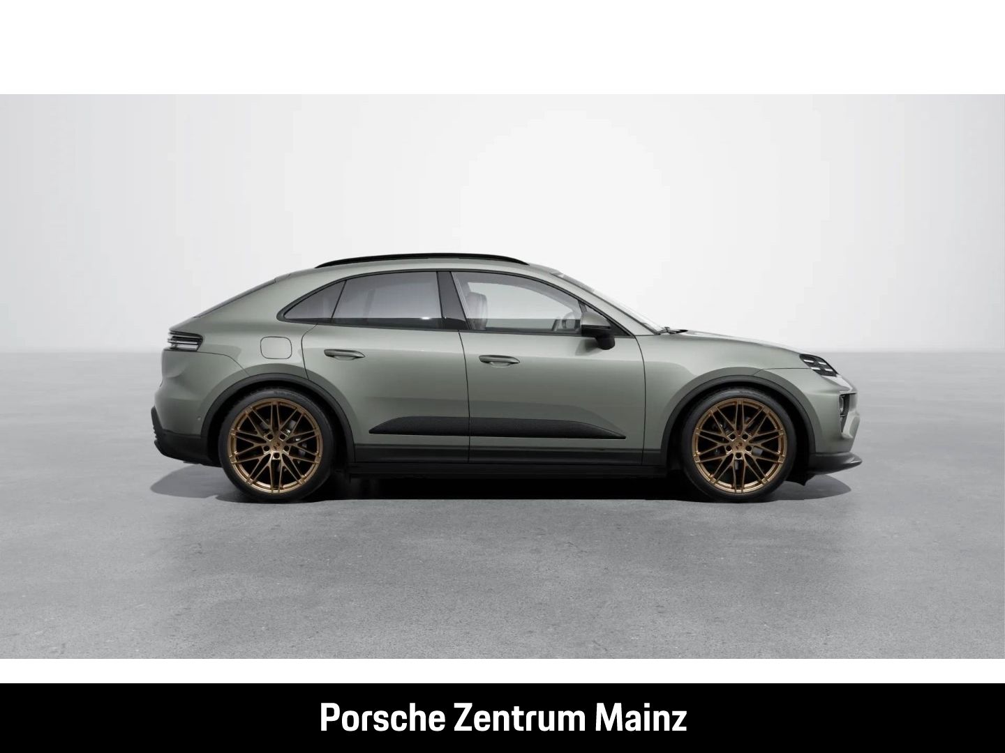 Porsche Macan 4 - Samsaru's Car Outlet