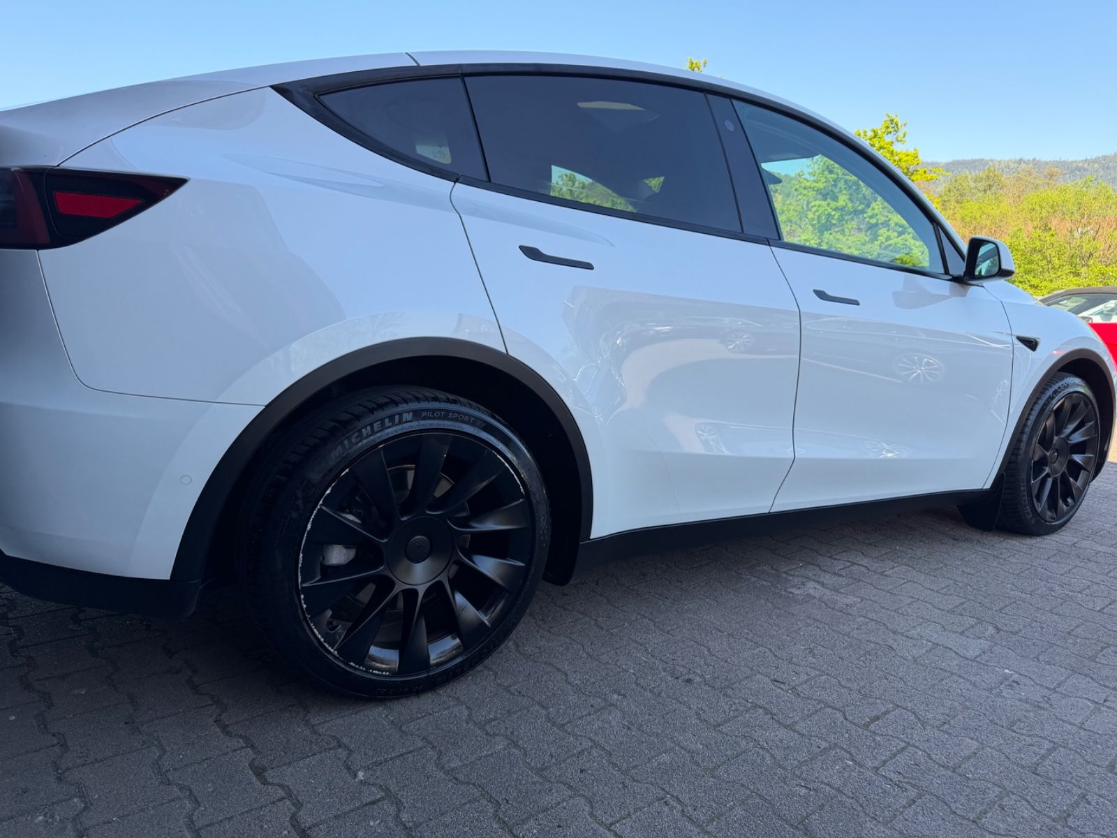 Tesla Model Y Long Range Dual AWD*360Kamera*1xHand*Übe