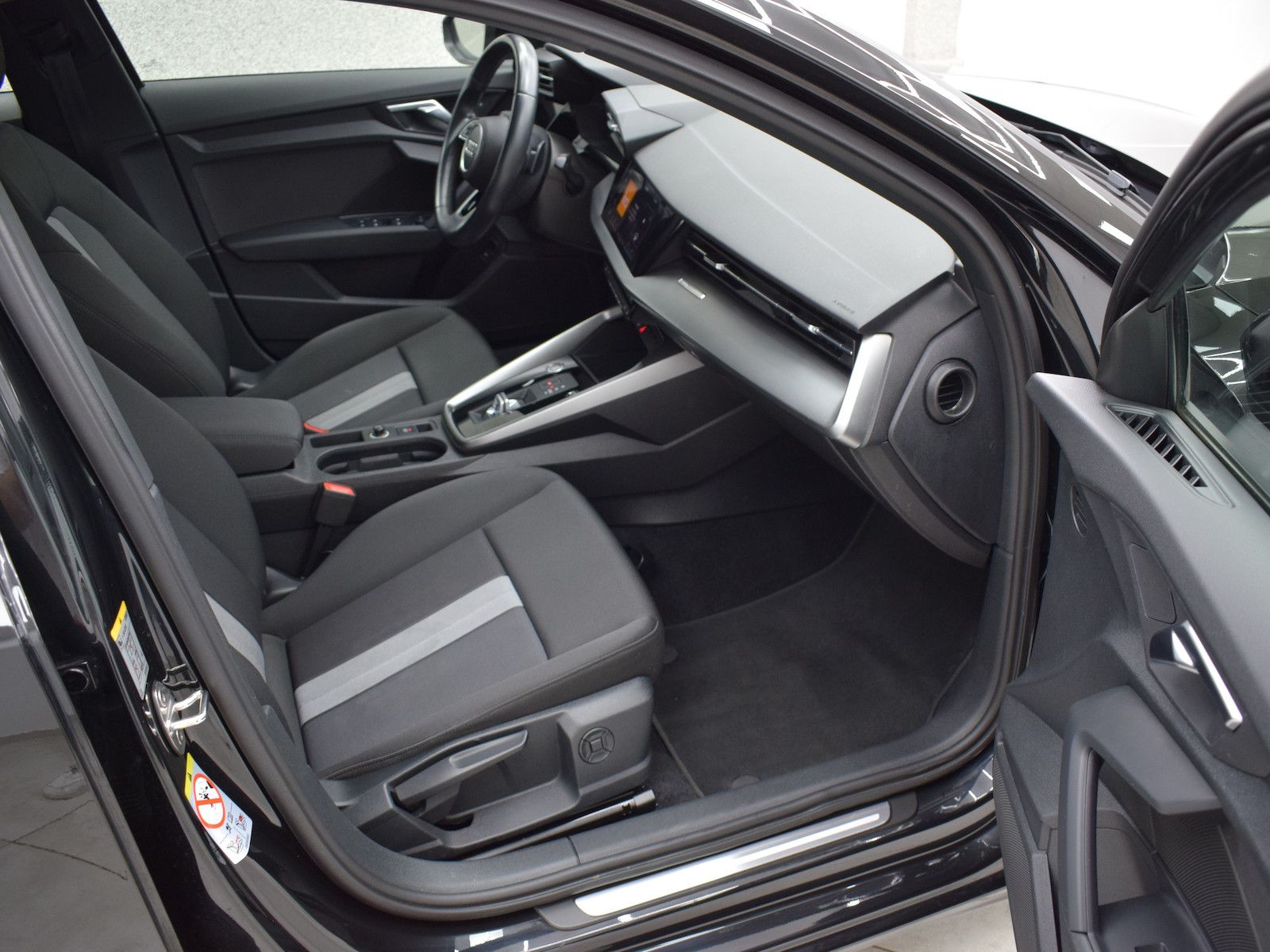 Audi A3 Limousine 35 TDI Edition One V-Cockpit Navi S