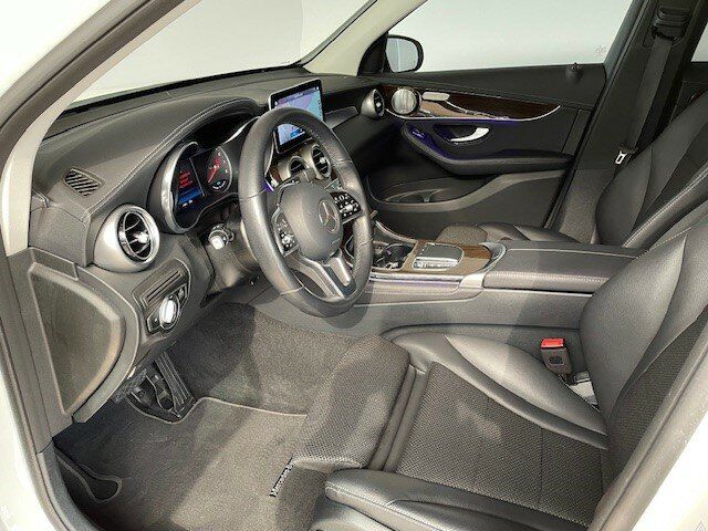 Mercedes-Benz GLC 300 e 4M Exclusive - Samsaru's Car Outlet