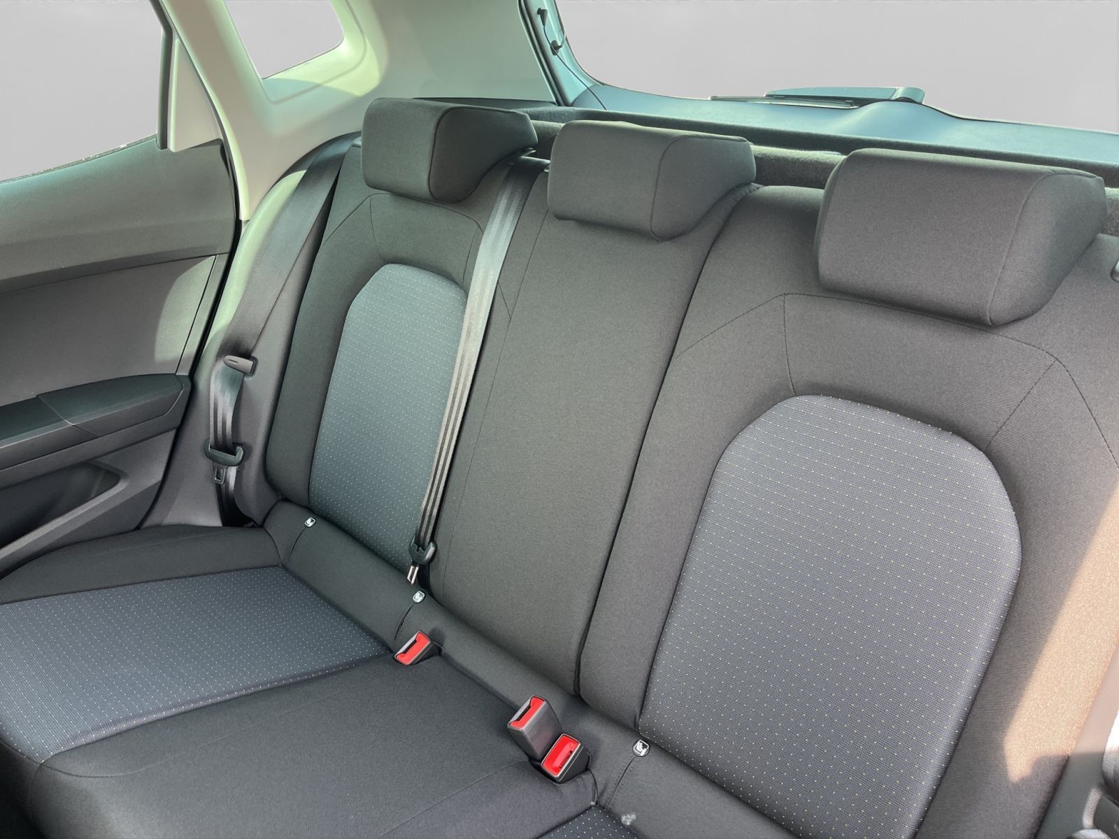 Seat Arona Road Edition 1.0 TSI DSG AHK+LED+ACC+Navi+