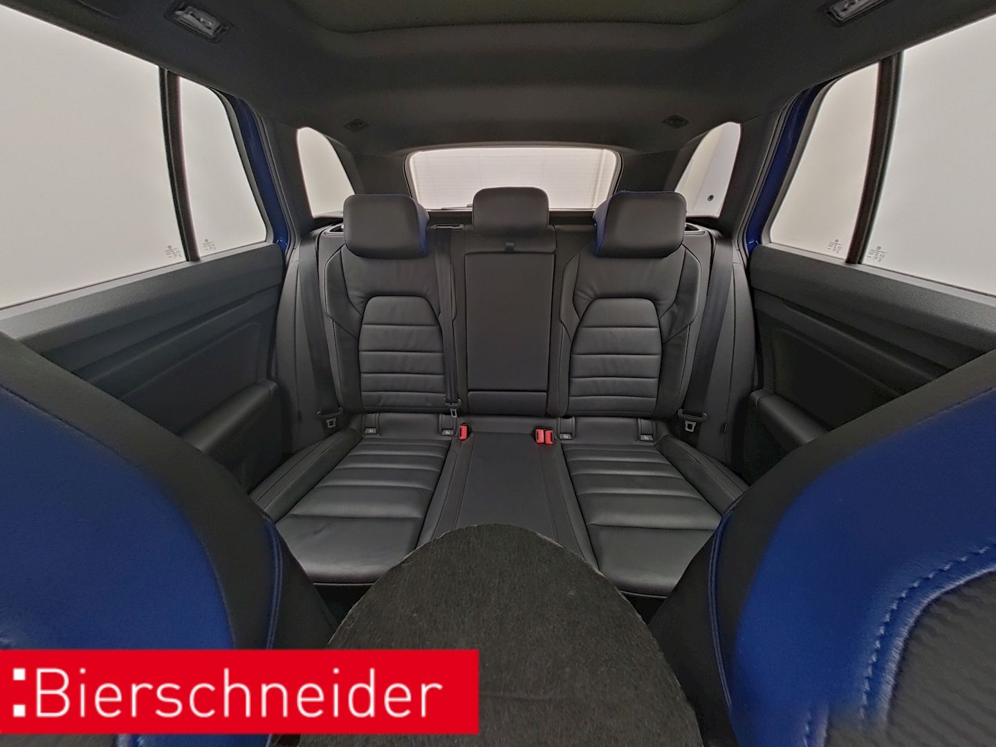 Volkswagen Golf R Var. 2.0 TSI DSG 4Mo. BLACK-STYLE AHK PAN