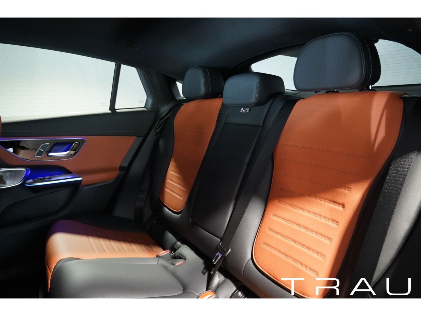 Mercedes-Benz GLC 300 d AMG Coupe Pano Luft HUD AHK Alllenkung