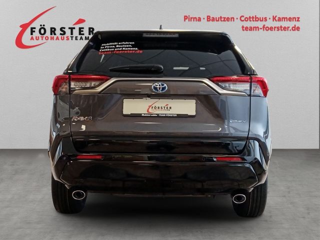Toyota RAV 4 Plug-in-Hybrid Teamplayer