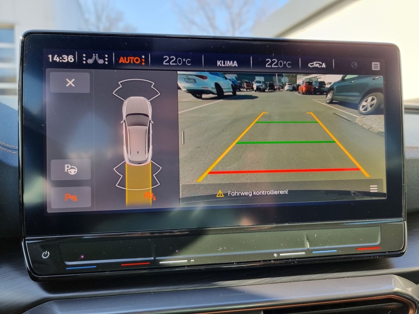 Cupra Formentor 2.0 TSI DSG 4Drive VZ ACC DCC Pano AHK