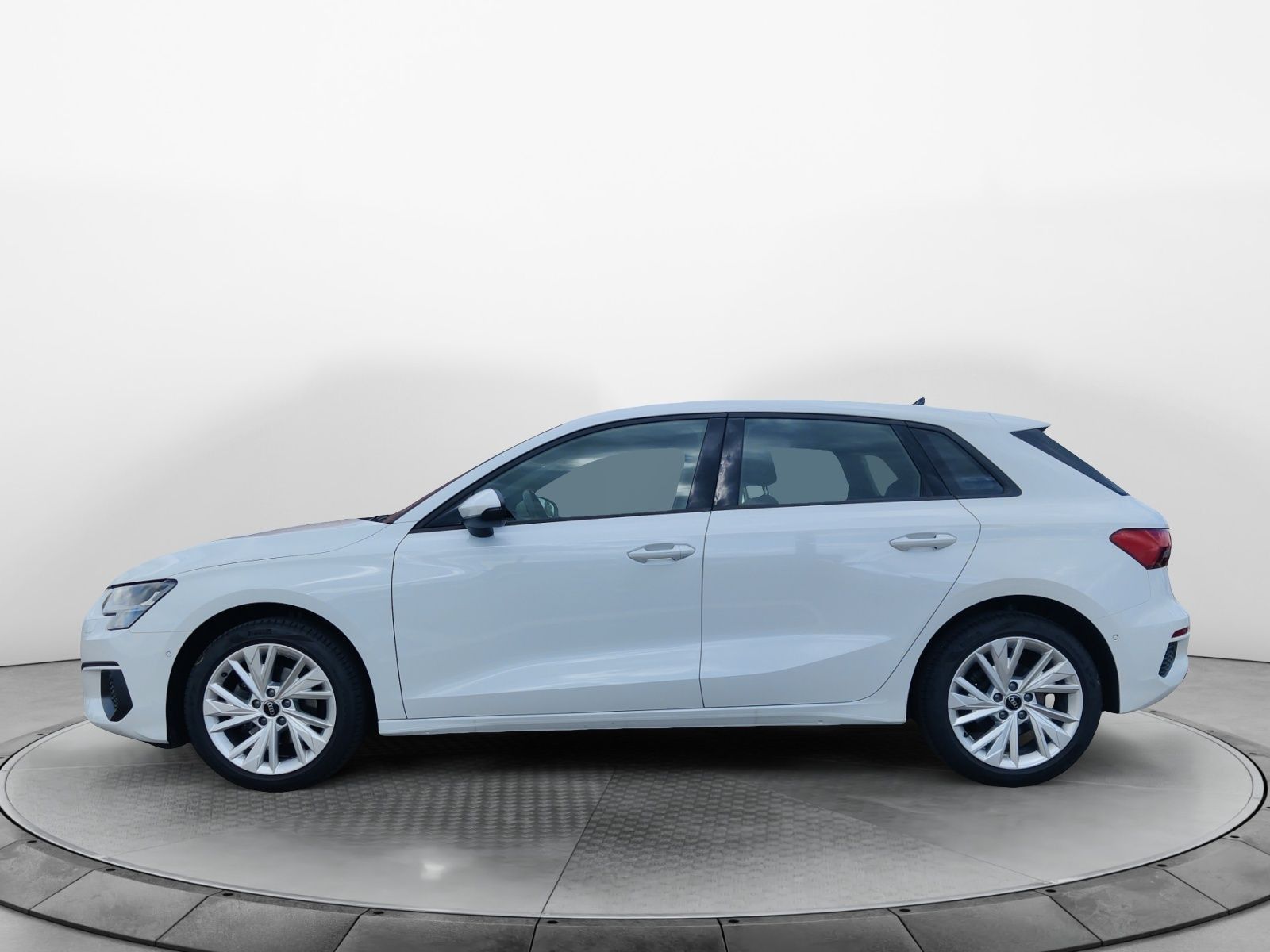 Audi A3 Sportback 30 TDI S-Tronic - Samsaru's Car Outlet